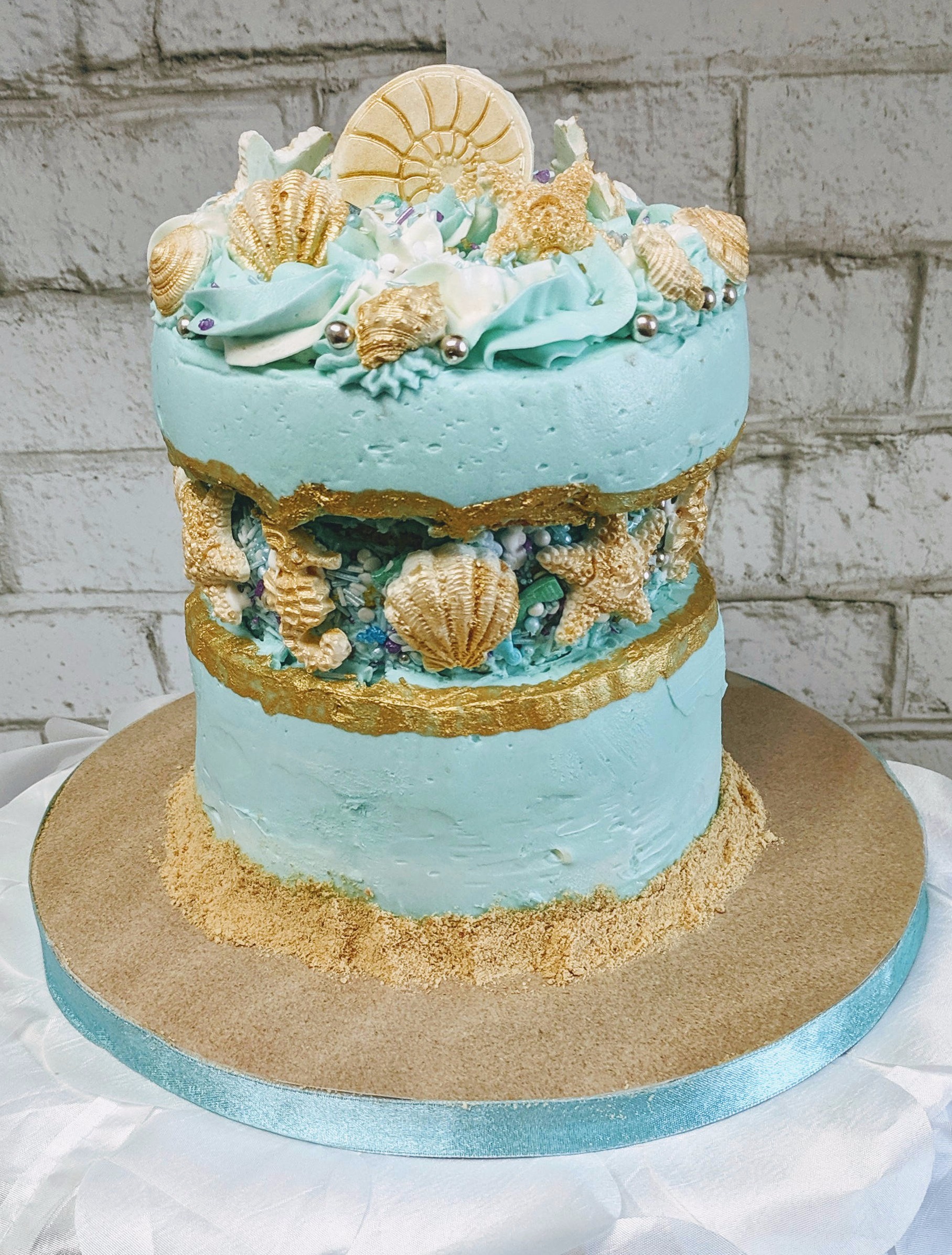 Undersea Fault Line Cake by Erin Purdey